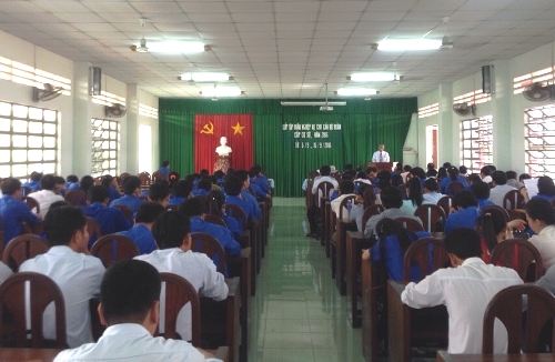 Quang cảnh lớp tập huấn cán bộ Đoàn - Hội cơ sở tỉnh Tiền Giang năm 2016